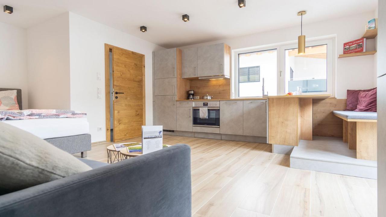 Stuwip Alps Appartements Adlerhorst Trins Bagian luar foto