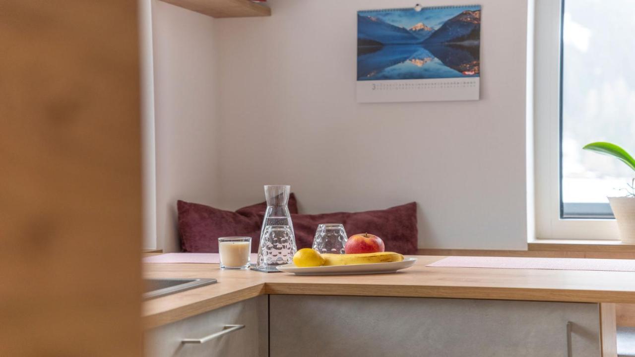 Stuwip Alps Appartements Adlerhorst Trins Bagian luar foto