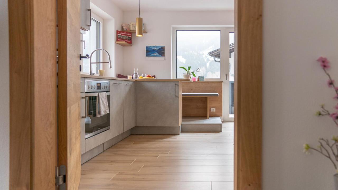 Stuwip Alps Appartements Adlerhorst Trins Bagian luar foto